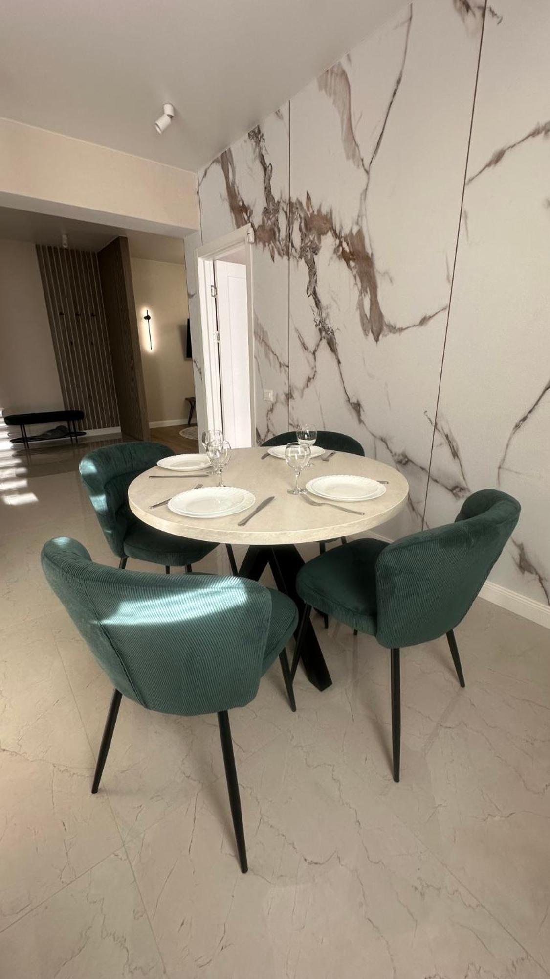 In Center Of Anestiade Apartament